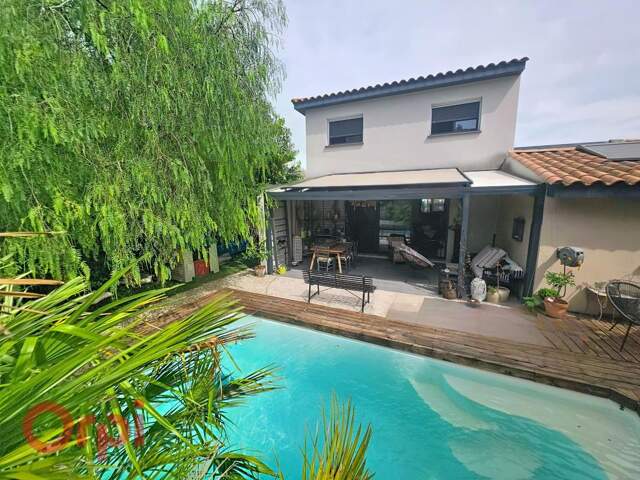 Lunel-Viel – Villa contemporaine T5 avec piscine chauffée, au calme et proche du centre — photo du bien