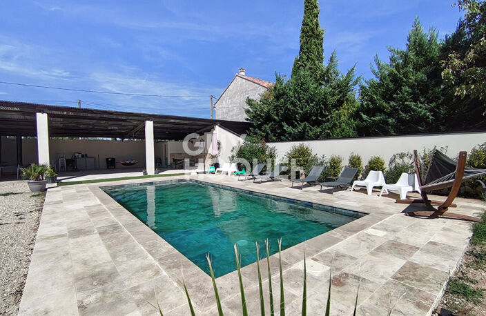 Carpentras - Maison R+1 - 279 m² (dont véranda 48 m²) - 5 chambres, 2 garages, Piscine et Forage — photo 4