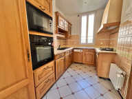 F4 de 77 m² en plein centre historique — photo 4