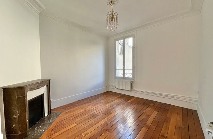F4 de 77 m² en plein centre historique — photo 5