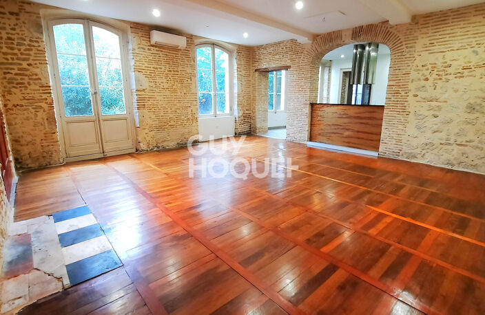 Appartement de caractère en centre-ville, avec terrasse — photo 3