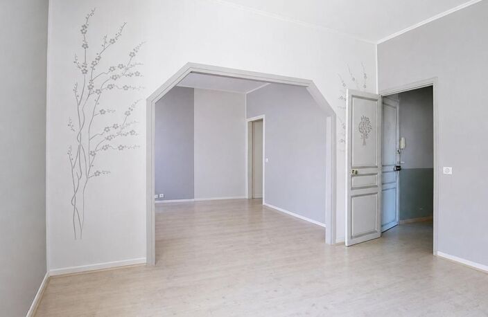 Toulon Ouest Pont du las (83200) Appartement Type 4 avec deux grande pièce de rangement sous comble — photo 2
