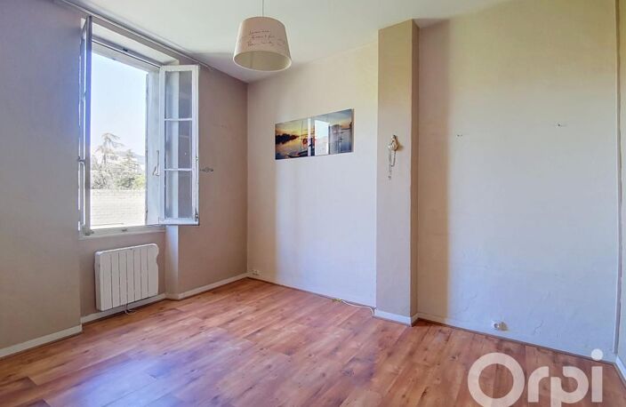Toulon Ouest Pont du las (83200) Appartement Type 4 avec deux grande pièce de rangement sous comble — photo 3