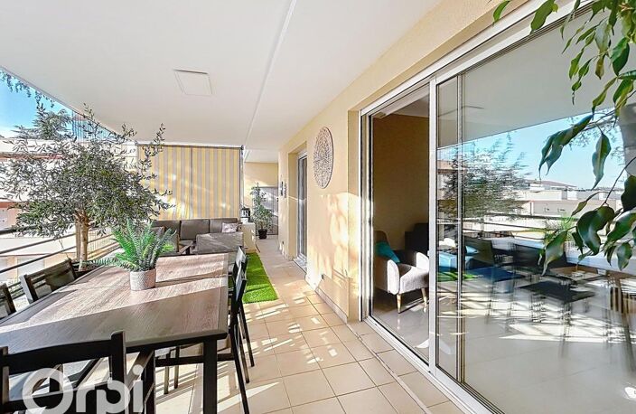 SAINT-RAPHAËL CENTRE – 3 PIÈCES HAUT DE GAMME – TERRASSE 27 M² – GARAGE — photo 5