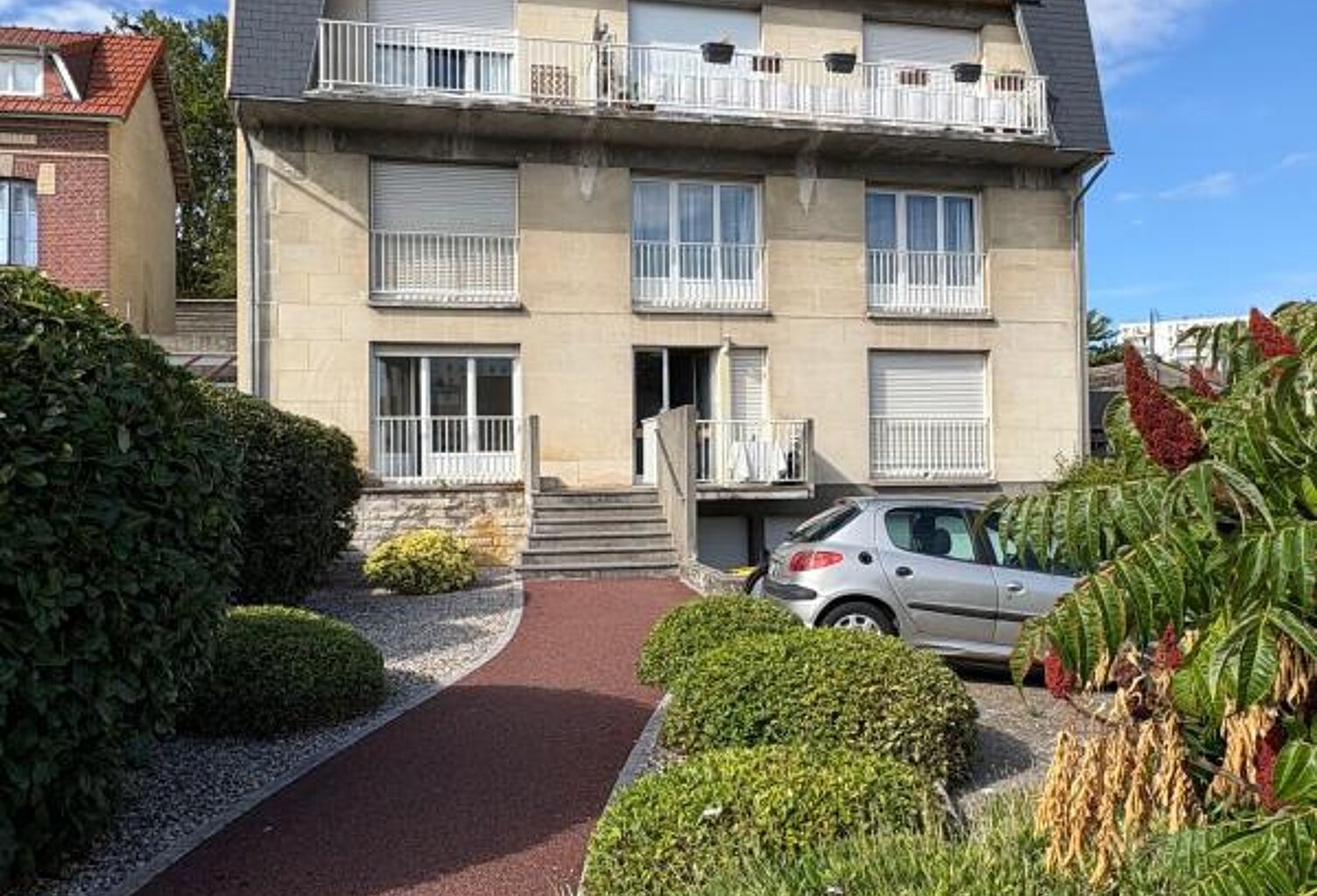 Immeuble entretenu À Vendre quartier Sanvic — photo 1