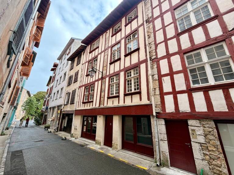 Appartement À Vendre — photo 1