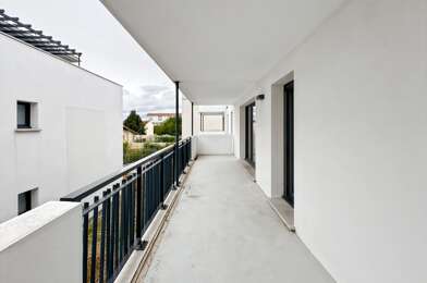Appartement 4 pièces 981 €