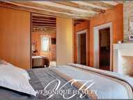 Charmante maison de village de 180 m2 entièrement rénovée offre une belle prestation avec un cadre de vie unique alliant authenticité et bien-être — photo 4