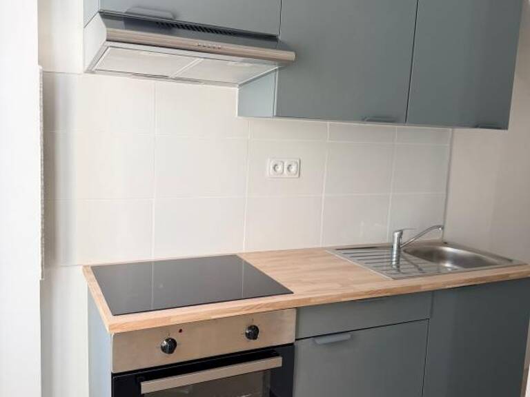 Appartement À Louer 49m2 Centre ville SAUJON — photo 1