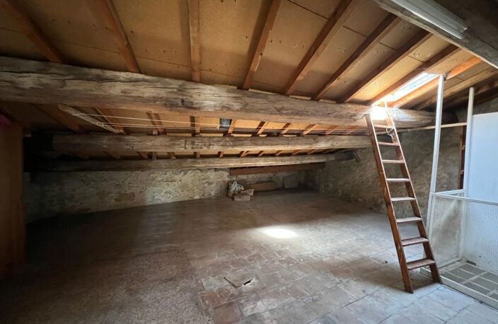 MAISON DE VILLAGE AVEC GRAND GARAGE — photo 4