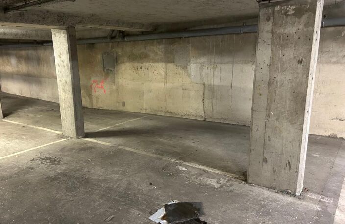 Parking double à vendre dans résidence sécurisée de 2015 — photo 2