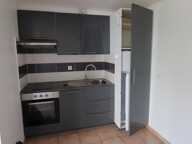 REIMS dans petite copropriété récente, appartement de type 2 en duplex . Faibles charges — photo 4