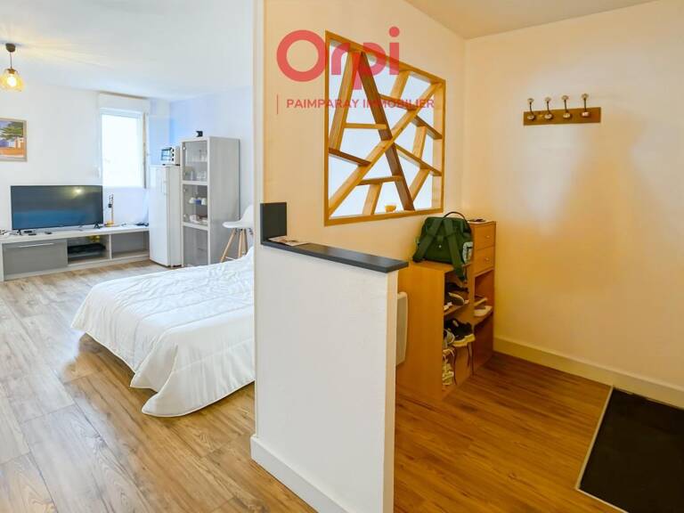 Studio Les Andelys  À Vendre - Balcon et ascenseur — photo 1