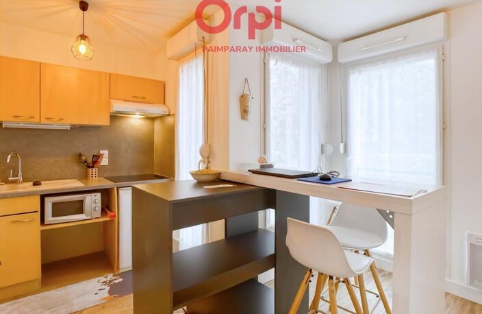 Studio Les Andelys  À Vendre - Balcon et ascenseur — photo 3