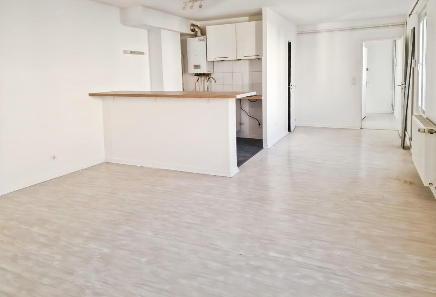 Appartement À Louer — photo 1