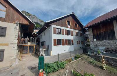 RARE À TALLOIRES-MONTMIN, 150 m² de plateau À RÉNOVER , VUE MONTAGNE , FORT POTENTIEL — photo du bien