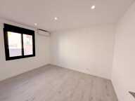 Maison à Sens, 6 pièces 100 m2 de plain-pied rénovée, 4 chambres, DPE B — photo 4