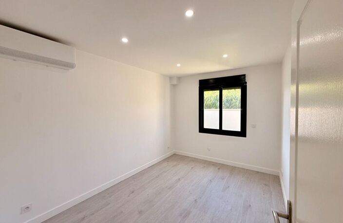Maison à Sens, 6 pièces 100 m2 de plain-pied rénovée, 4 chambres, DPE B — photo 5
