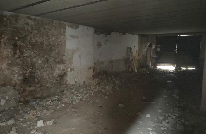MAISON EN PIERRE A RÉNOVER 360 m² AVEC GARAGE — photo 4