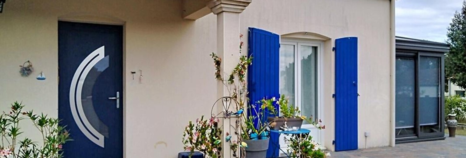 Maison 4 Pièces 110 m² à vendre à Saint-Romain-de-Benet (17600)