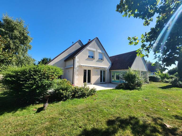 Maison Esvres 7 pièce(s) 246 m2 — photo 1