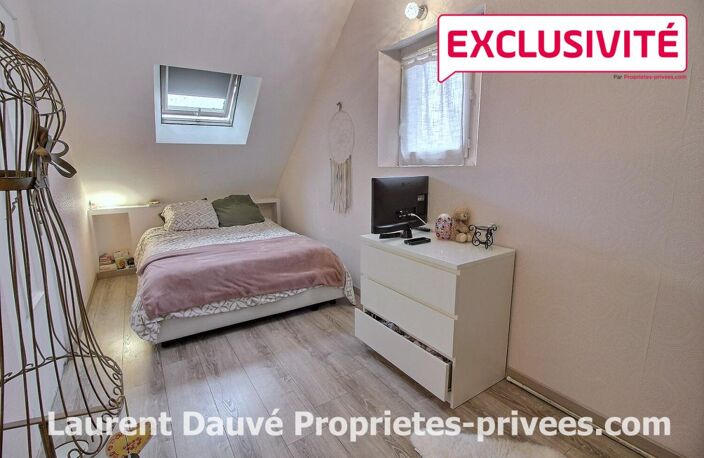 45750 ST PRYVE ST MESMIN - Maison 4 chambres et bureau sur s/sol total - Garage — photo 5