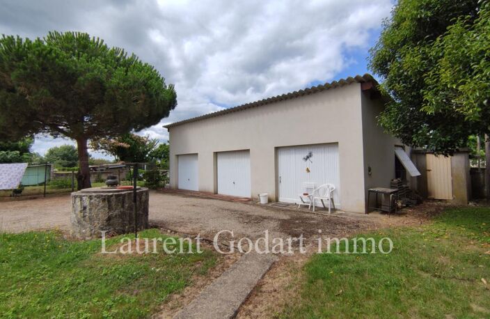 Maison de 155 m² et dépendance de 63m² — photo 2