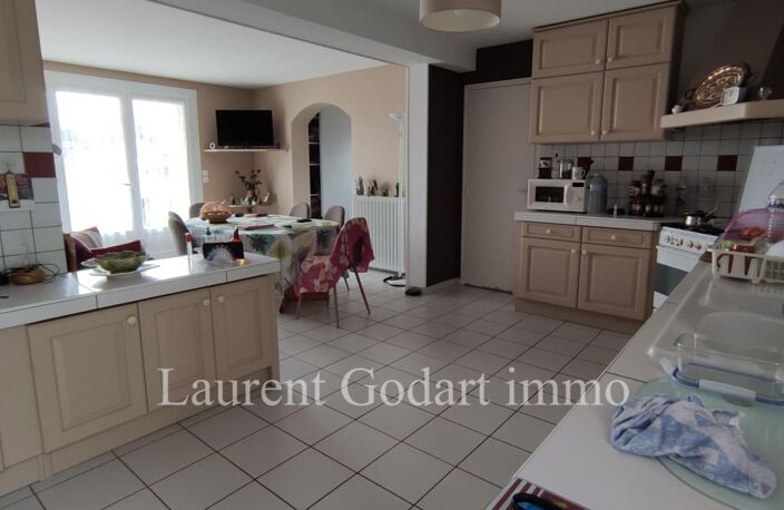 Maison de 155 m² et dépendance de 63m² — photo 3
