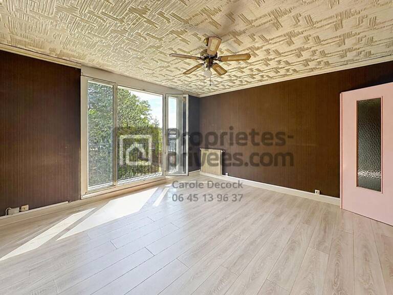 APPARTEMENT F4 TRAVERSANT AVEC BALCON, BOX ET CAVE — photo 1