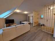 À saisir : Appartement type loft vendu meublé avec place de parking couverte et sécurisé — photo 3