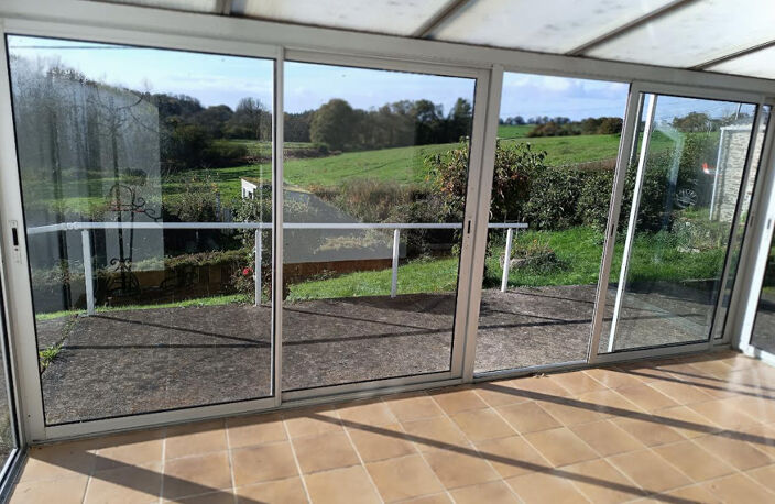 29530 Plonevez du Faou maison plain pied 3 chambres sous sol au calme, vue, source, hangar — photo 3