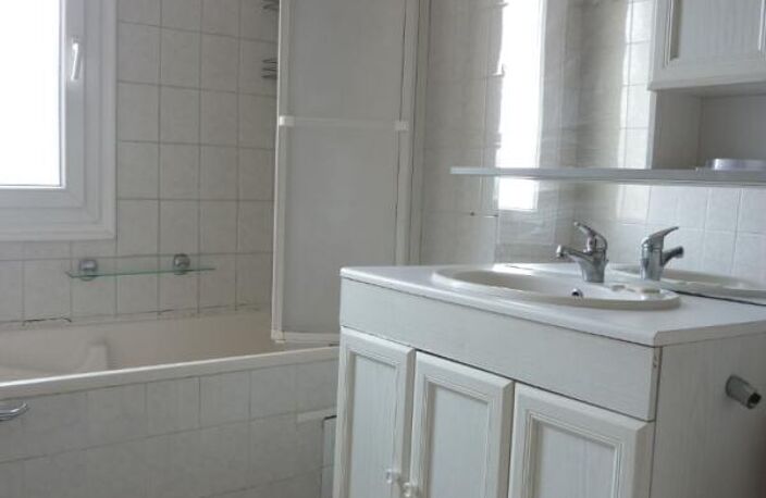 Maison Saint Macaire En Mauges 6 pièce(s) 95 m2 — photo 5