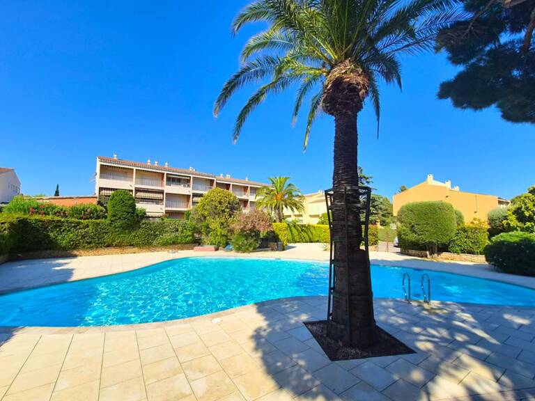STUDIO BANDOL RESIDENCE AVEC PISCINE- PROCHE PLAGES A PIED — photo 1