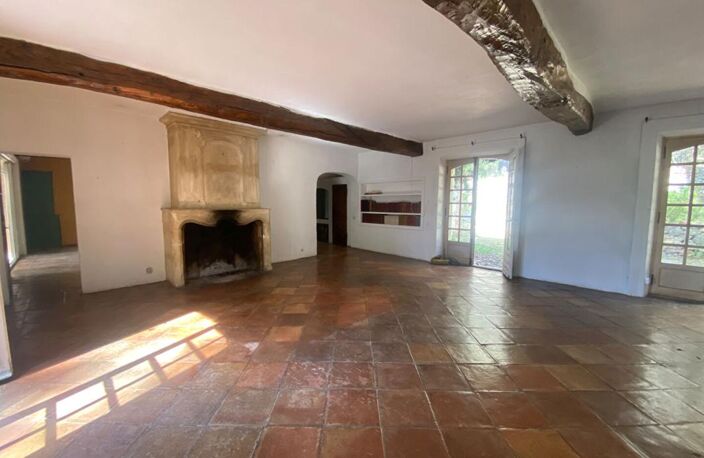 Maison Le Revest Les Eaux 10 pièce(s) 399 m2 — photo 5