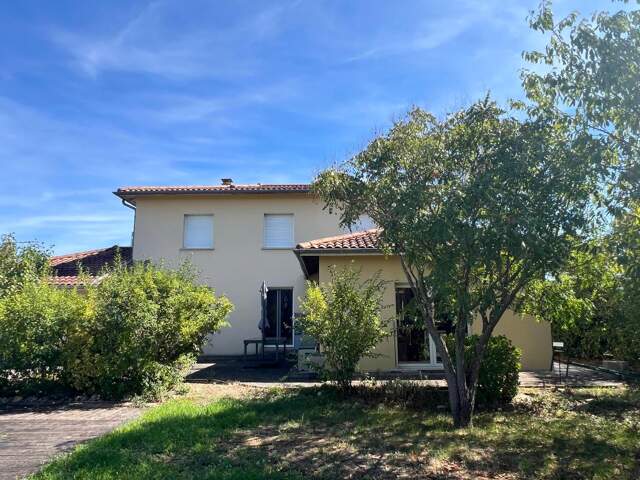 Maison 9 pièces 187 m² à Saint-Bonnet-de-Mure — photo du bien