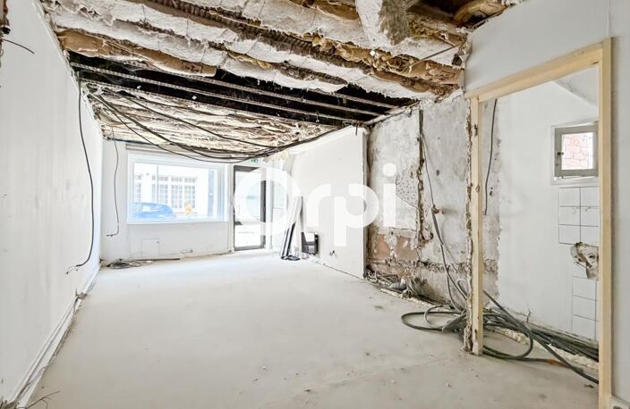 Emplacement N°1 : Sublimez votre activité au cœur d'un village en plein essor ! — photo 2