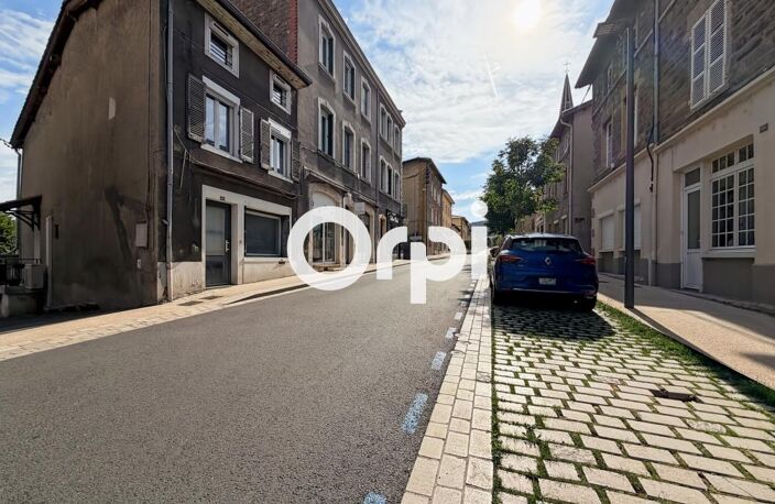 Emplacement N°1 : Sublimez votre activité au cœur d'un village en plein essor ! — photo 4