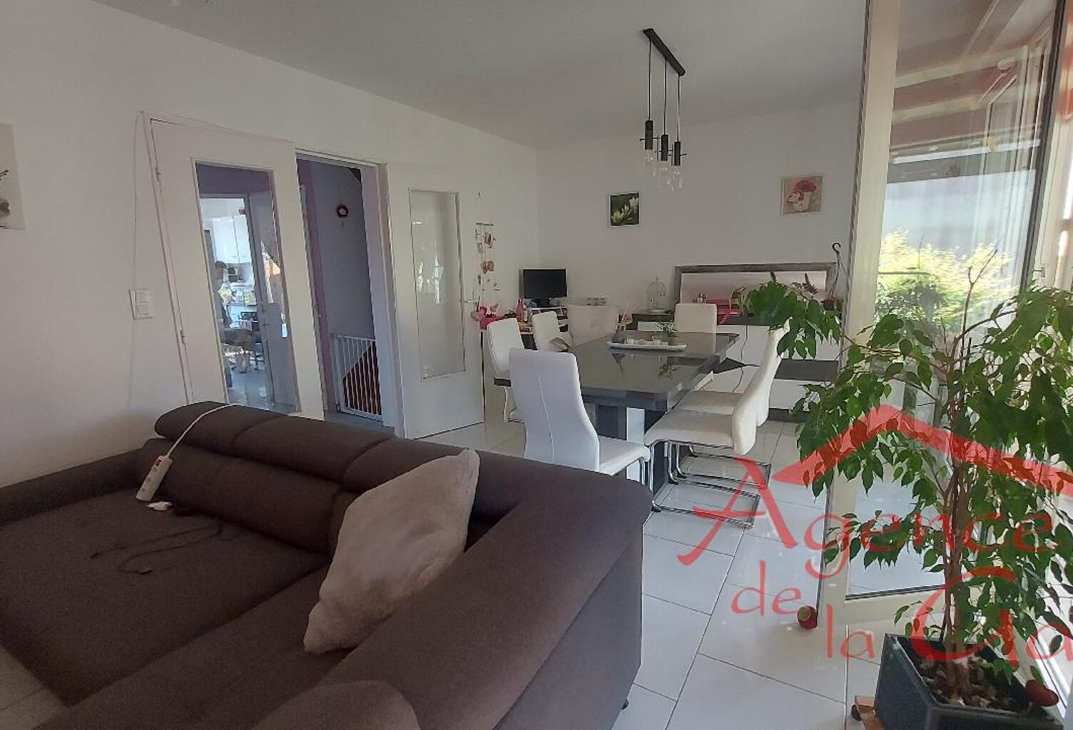 Vente maison 5 pièces  Sézanne (51120) — photo 1