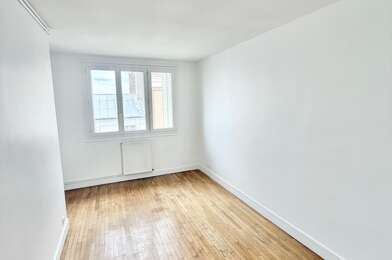 Appartement 2 pièces 929 €