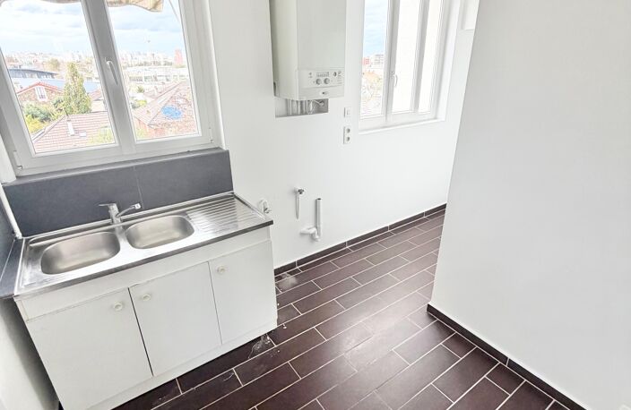 Location appartement 2 pièces 45 m² à Vitry-sur-Seine (94400) — photo 3