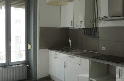 Saint Etienne En face de  Sciences Po appartement en duplex — photo du bien