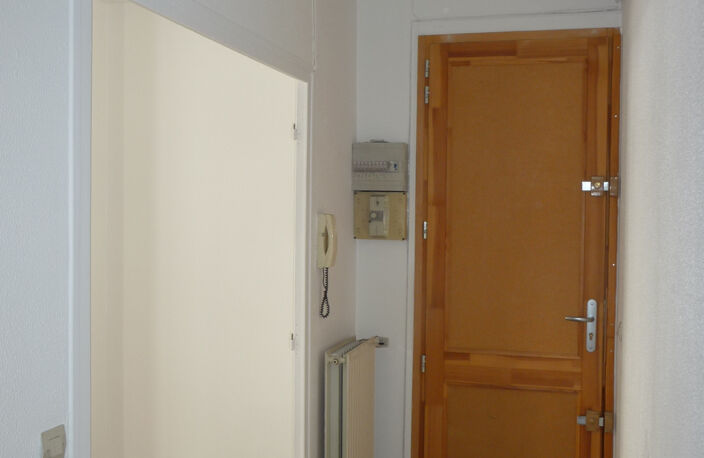 Saint Etienne En face de  Sciences Po appartement en duplex — photo 4