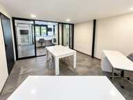 local 53 m2 rdc plus 47m2 en mezzanine. 100m2 utile  plus parking. — photo 2