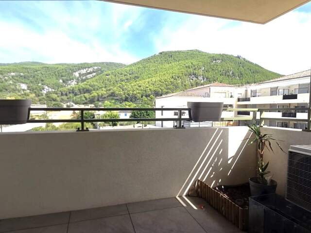 Appartement T3 + Terrasse + Box double fermé — photo du bien
