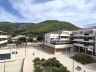 Appartement T3 + Terrasse + Box double fermé — photo 3