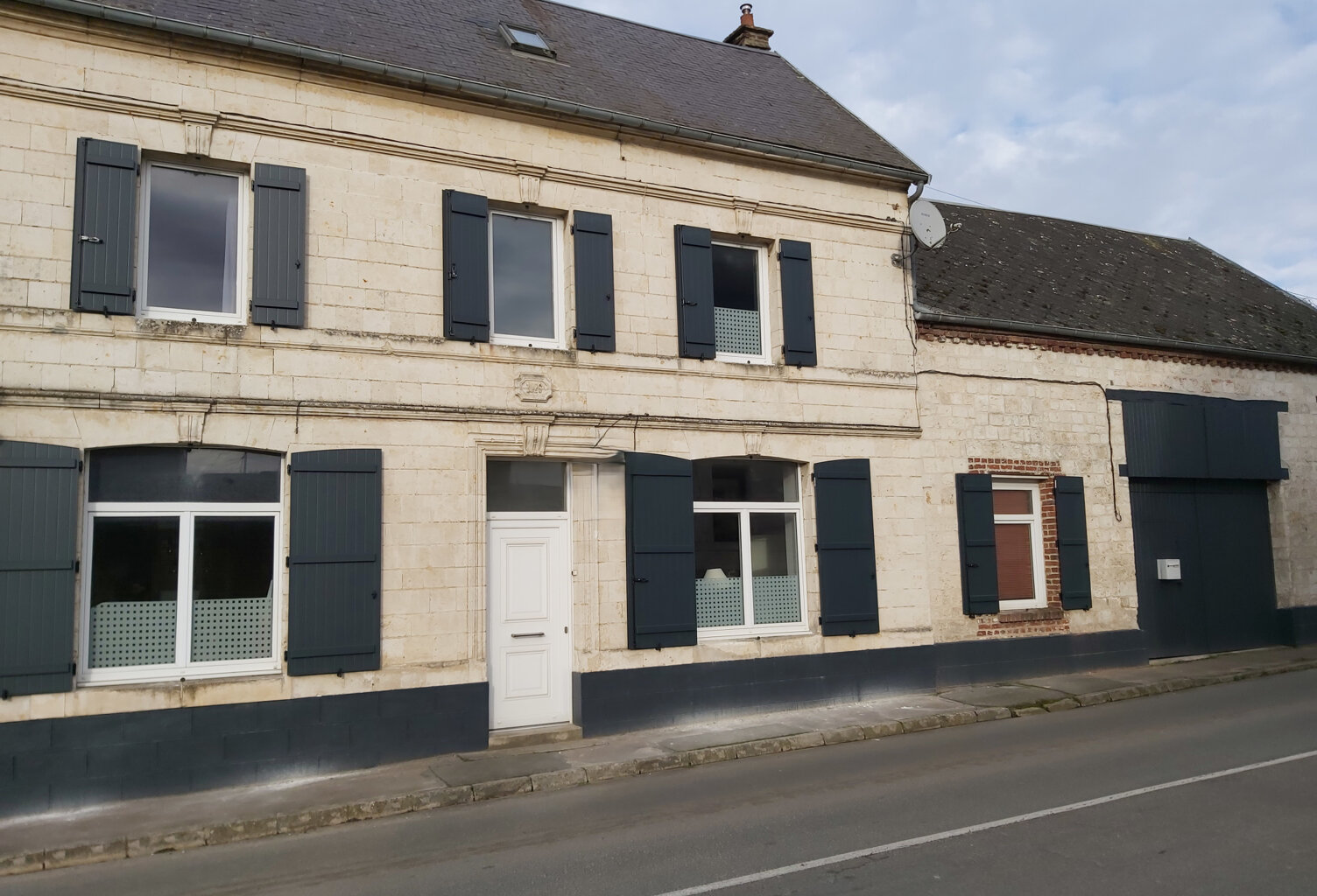 Maison en pierres Secteur de Beaumetz les Loges — photo 1
