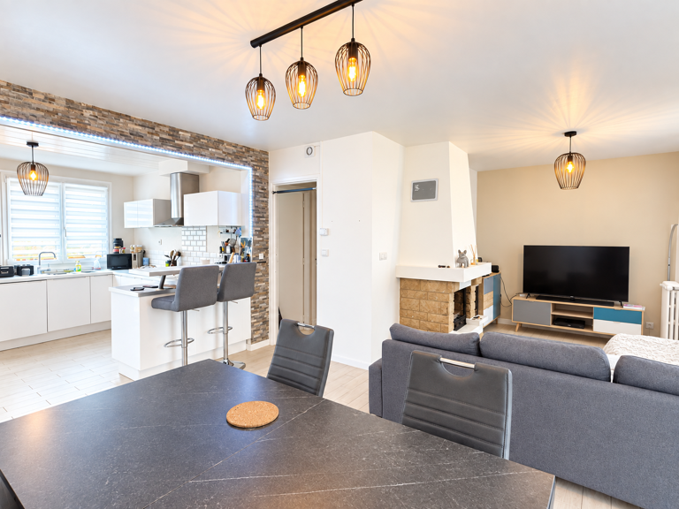 MAISON INDIVIDUELLE DANS SECTEUR CALME DE BARENTIN — photo 1