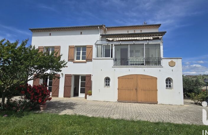 Vente Maison/villa 7 pièces — photo 2