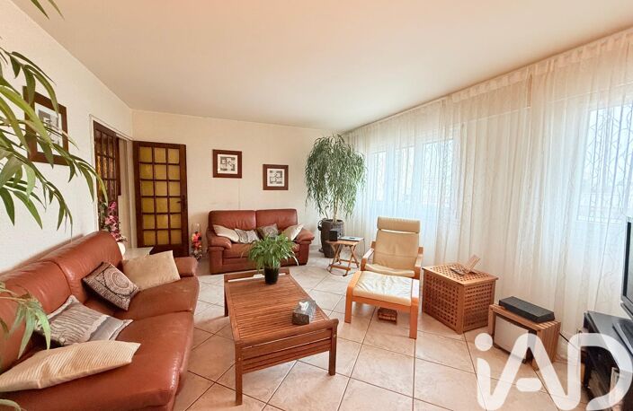 Vente Appartement 6 pièces — photo 2