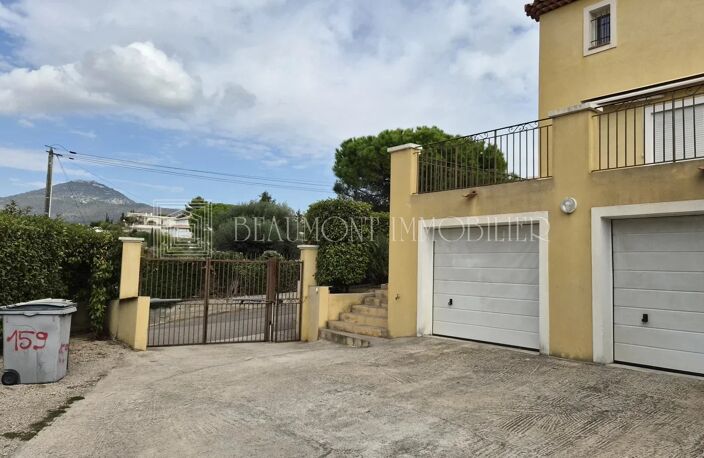 VILLA  NICE SAINT PIERRE DE FERIC — photo 2